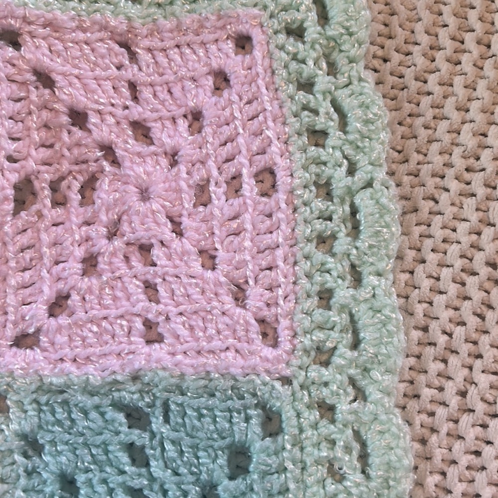 Homemade Baby Blanket Knit/Crochet Green Yellow Pink - Picture 5 of 5